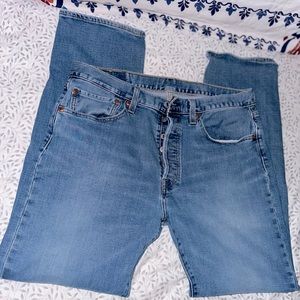 Men’s 31x32 Dark Wash Levi’s 501 Jeans